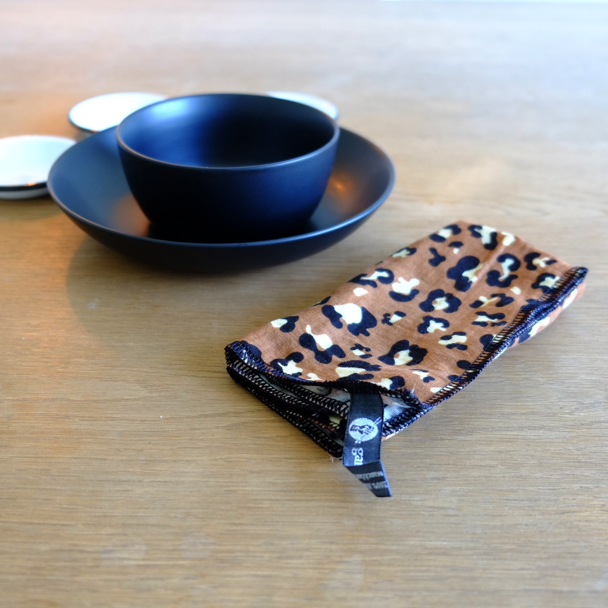 serv_leo_schwarz_2_1200