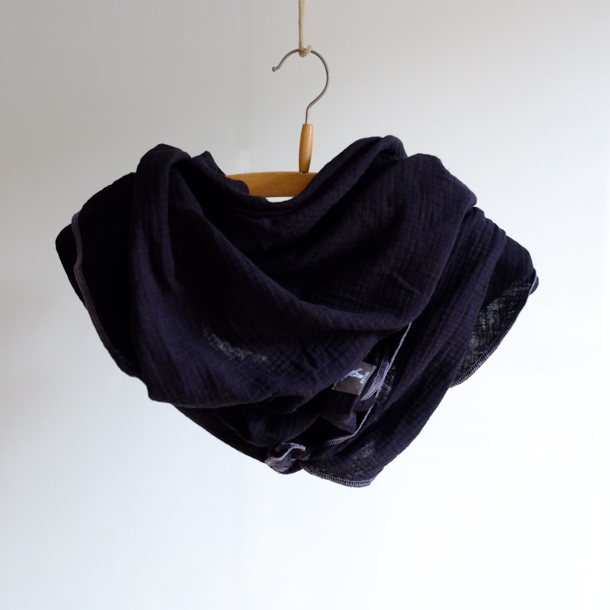 dreieck_schwarz_grau_1_