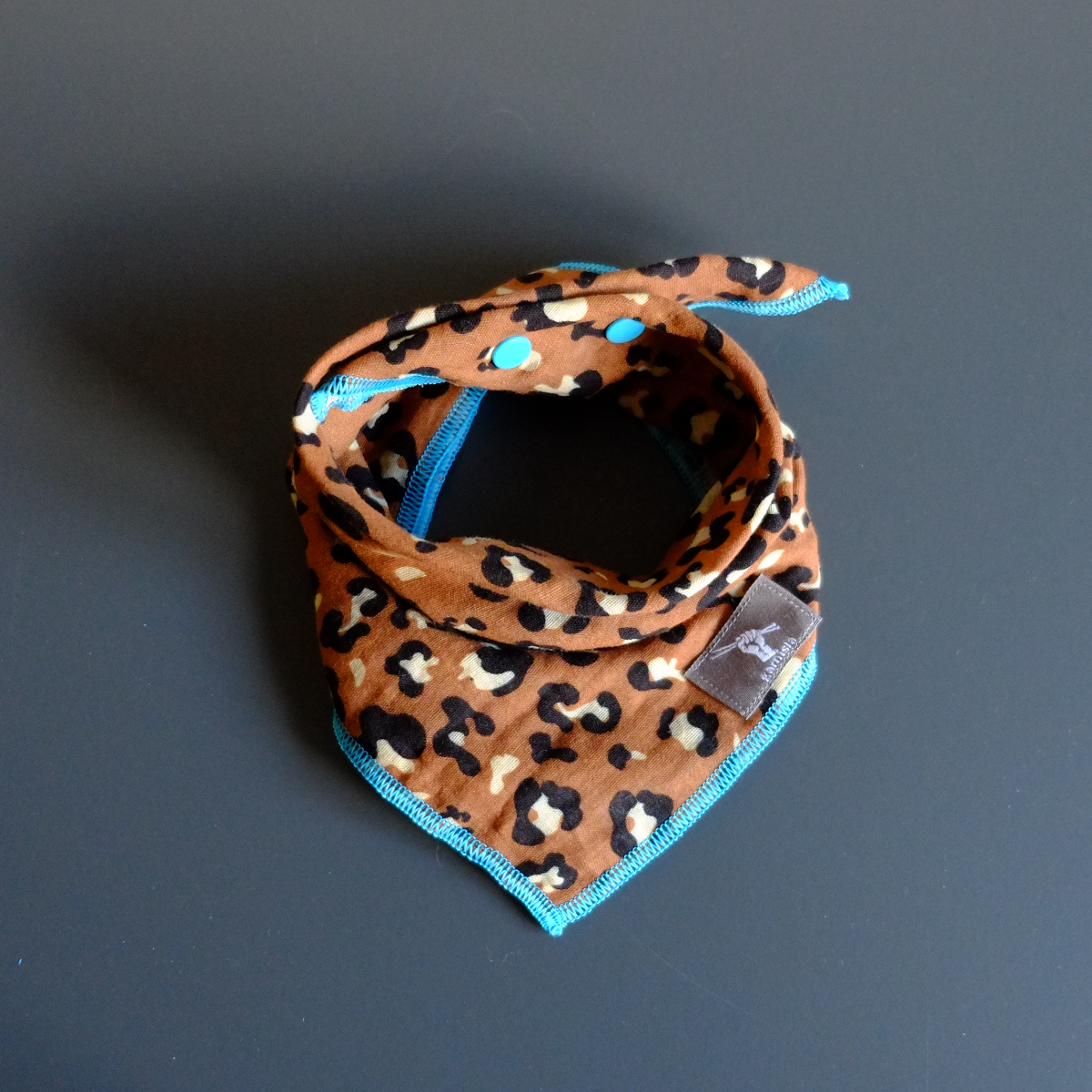 kindrei_leo_tuerkis_1_1200